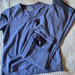 Figs women’s XL ceil color